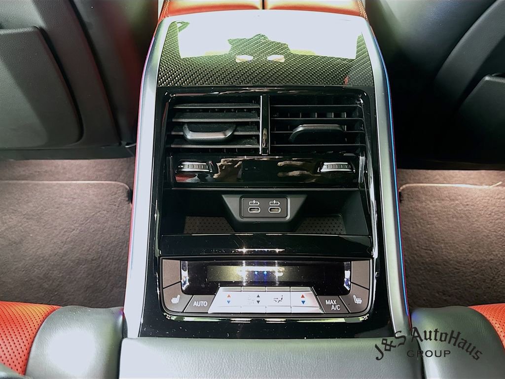 Used 2022 BMW M850i Gran Coupe xDrive w/ M Carbon Exterior Package image 31