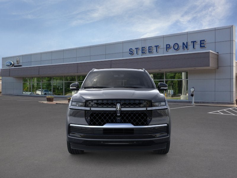 New 2026 Lincoln Navigator Reserve w/ Jet Appearance Package AWD/4WD image 6