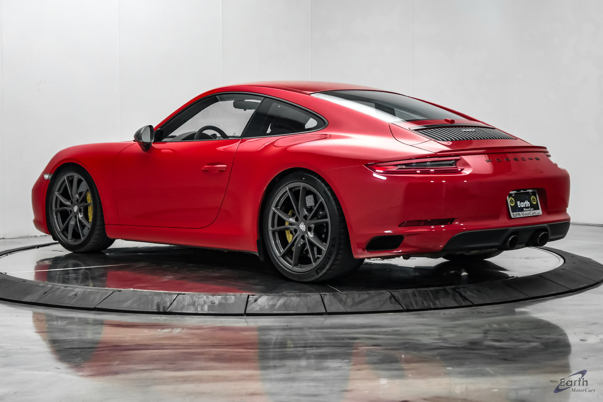 Used 2018 Porsche 911 Carrera T RWD image 9