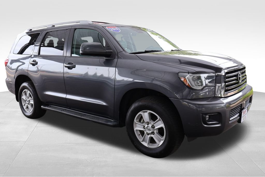 Used 2019 Toyota Sequoia SR5 AWD/4WD image 18