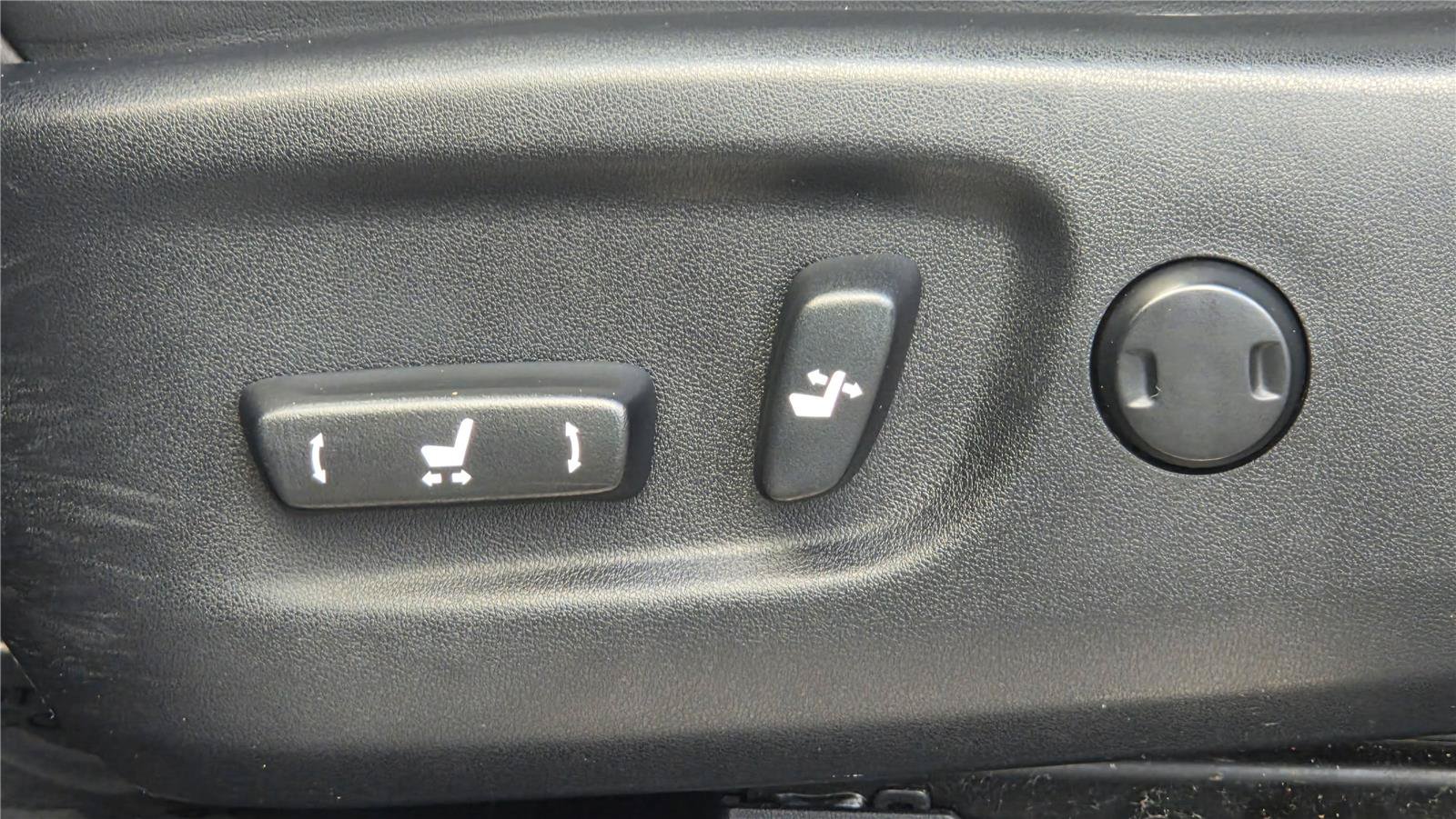 Used 2015 Lexus NX 200t F Sport w/ Navigation System Package AWD/4WD image 16