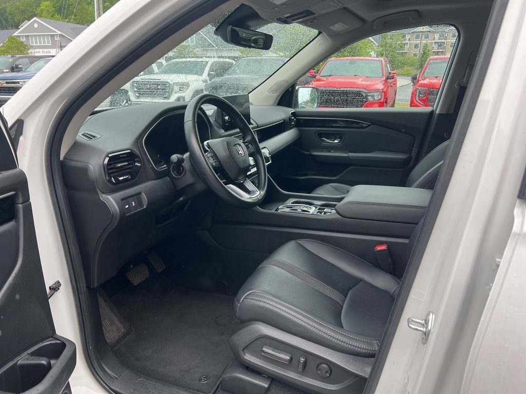Used 2023 Honda Pilot Touring image 51
