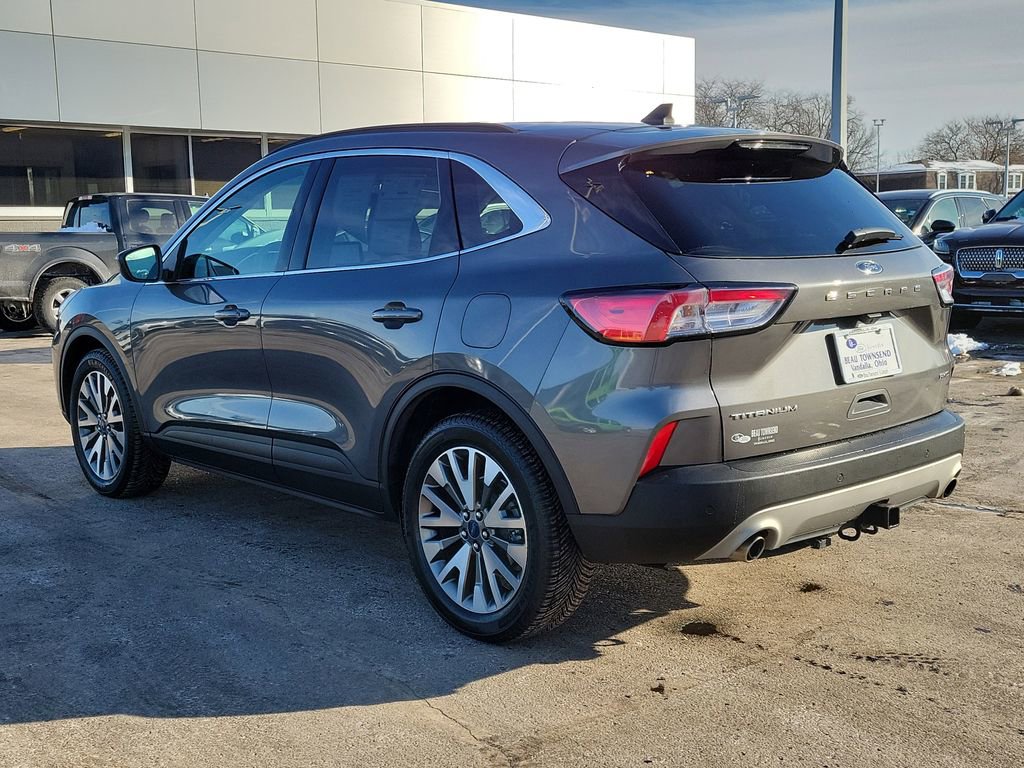 Certified 2022 Ford Escape Titanium w/ Class II Trailer Tow Package image 6