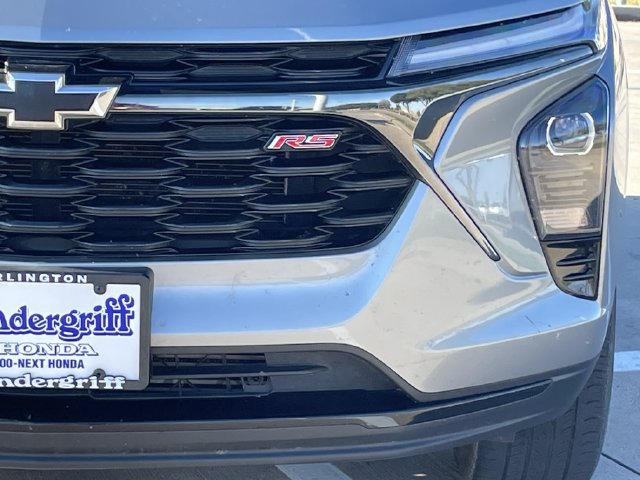 Used 2024 Chevrolet Trax RS w/ Sunroof Package FWD image 8