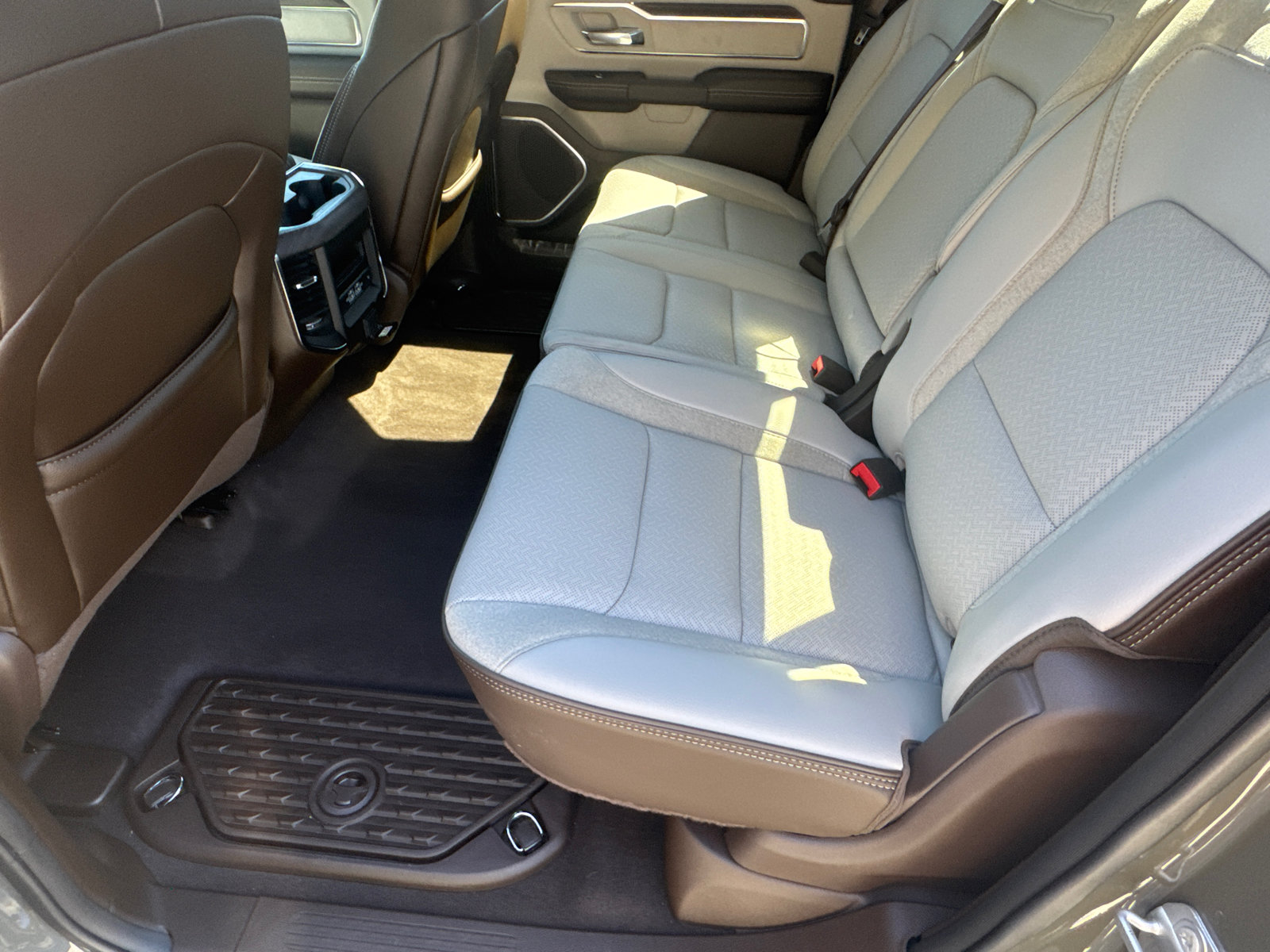 Used 2026 RAM 1500 Laramie w/ Bed Utility Group AWD/4WD image 19