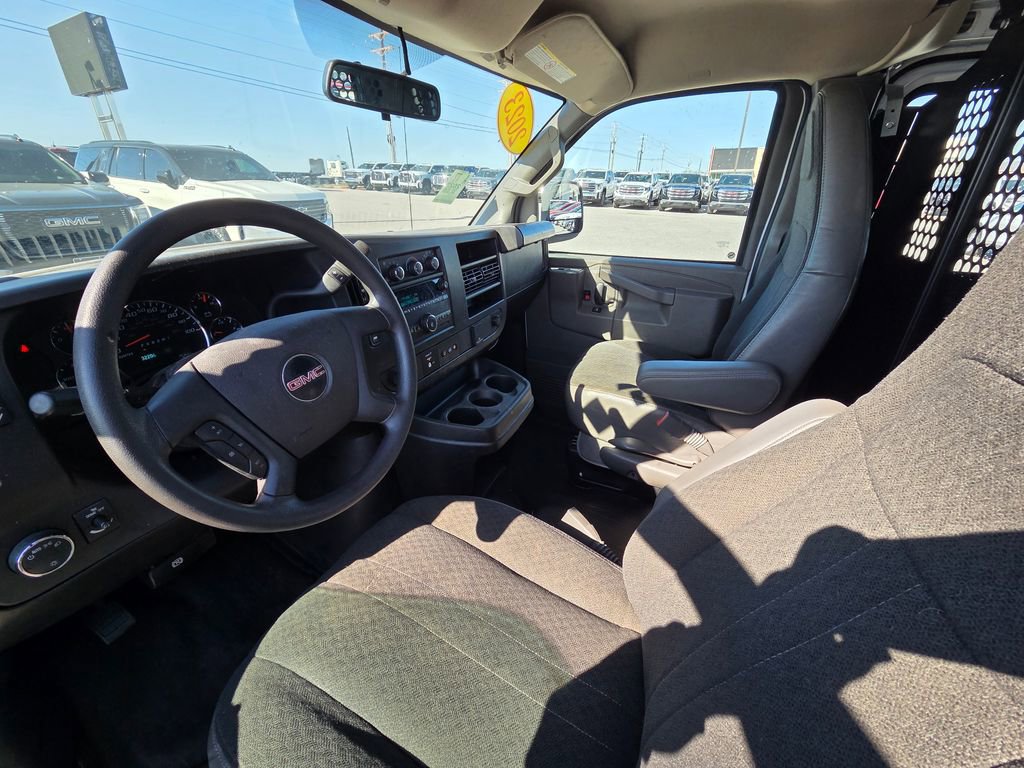 Used 2023 GMC Savana 2500 w/ Driver Convenience Package RWD image 10