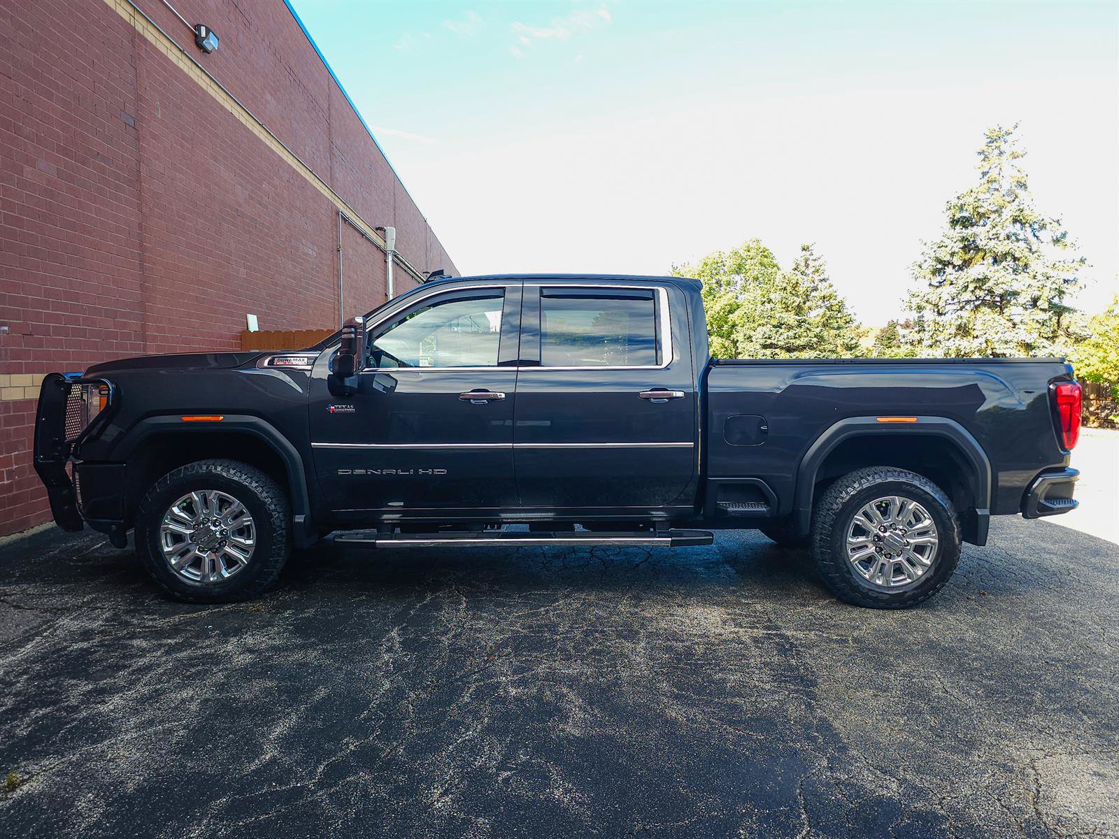 Used 2020 GMC Sierra 2500 Denali w/ Denali Ultimate Package AWD/4WD image 10