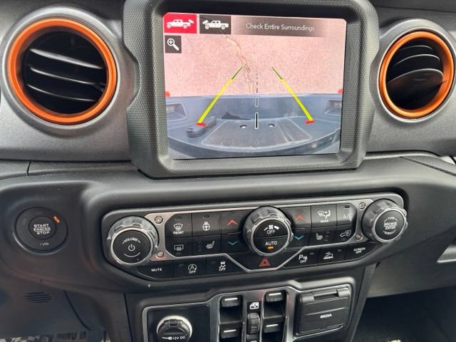 Used 2021 Jeep Gladiator Mojave AWD/4WD image 32