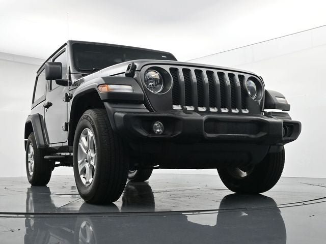 Used 2023 Jeep Wrangler Sport AWD/4WD image 34
