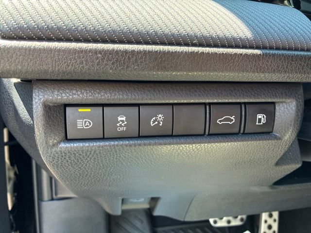 Used 2025 Toyota Camry SE FWD image 21