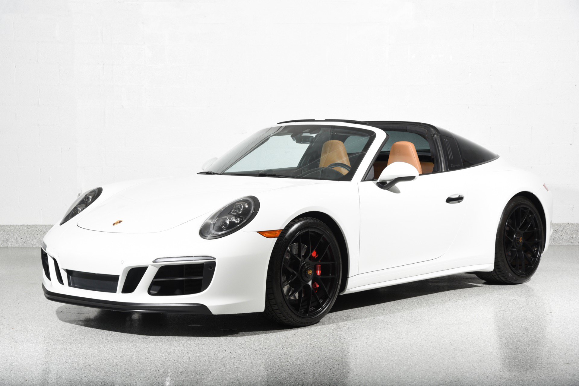 Used 2019 Porsche 911 Targa 4 GTS AWD/4WD image 2