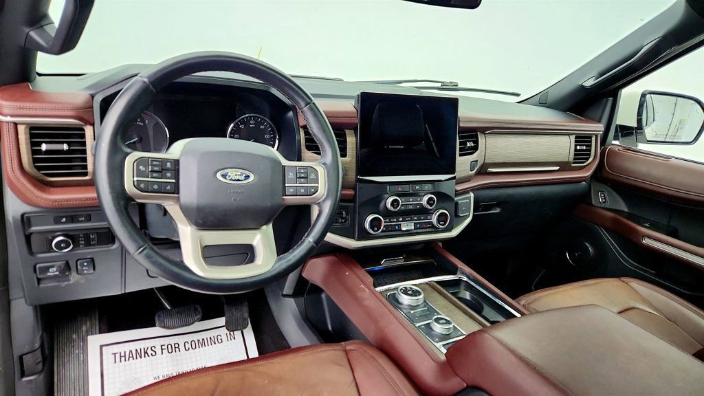 Used 2023 Ford Expedition Max Limited image 12