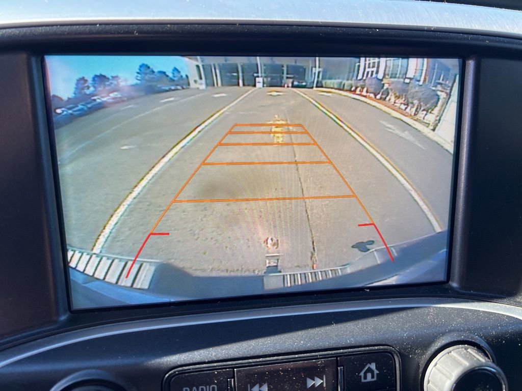 Used 2017 GMC Sierra 1500 SLT w/ SLT Premium Package image 9