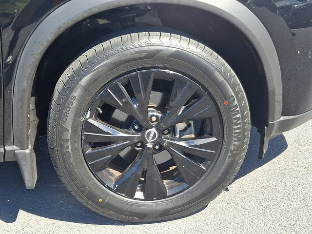 Certified 2023 Nissan Rogue SV w/ SV Premium B Package AWD/4WD image 9