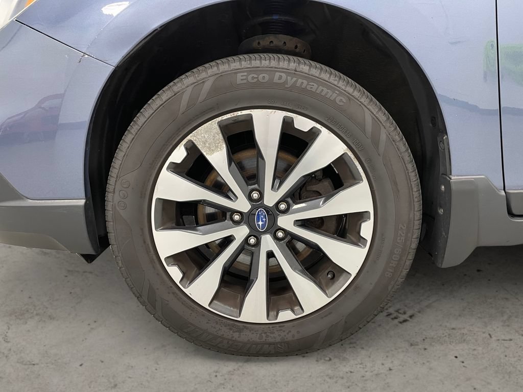 Used 2017 Subaru Outback 3.6R Limited AWD/4WD image 12