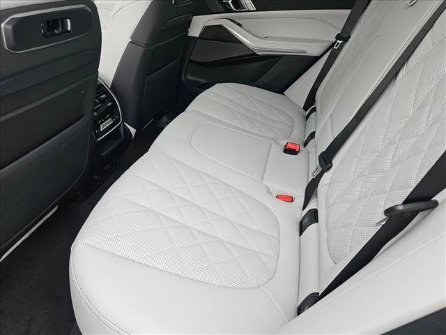 New 2026 BMW X5 M60i image 16