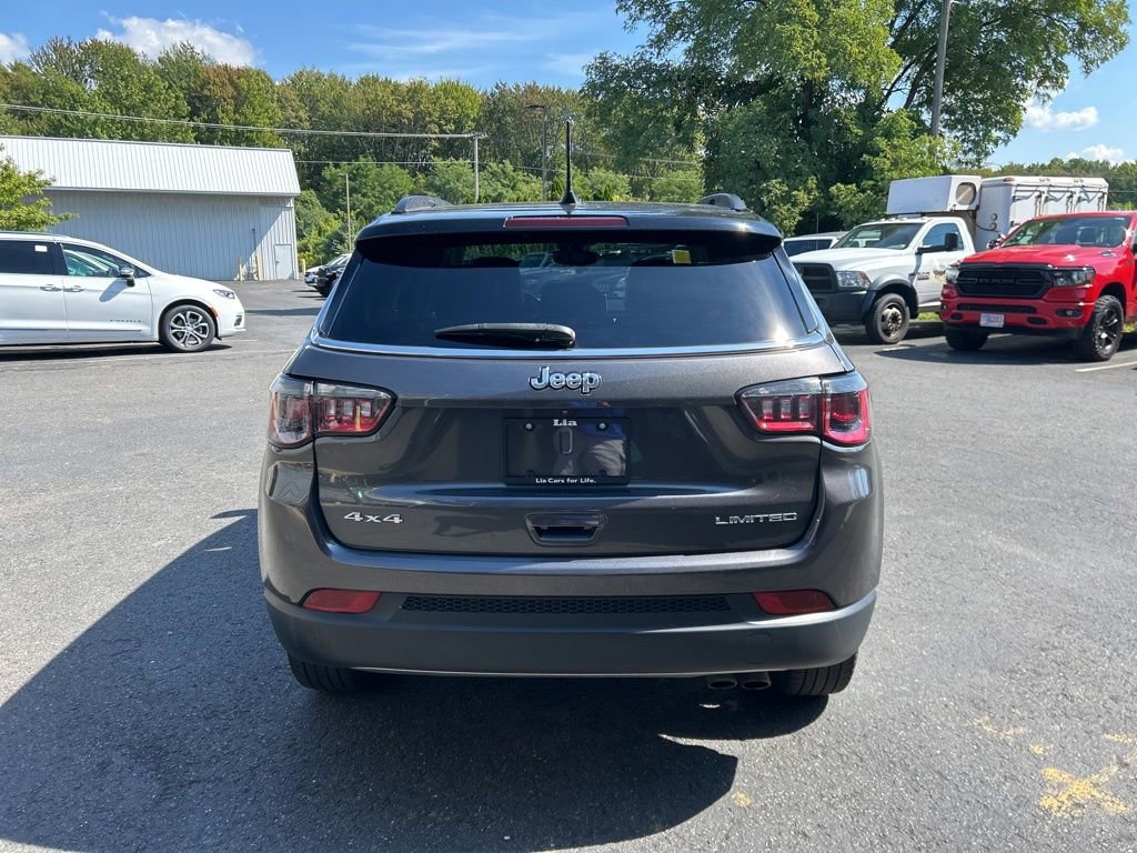 Certified 2022 Jeep Compass Limited w/ Sun and Sound Group image 4