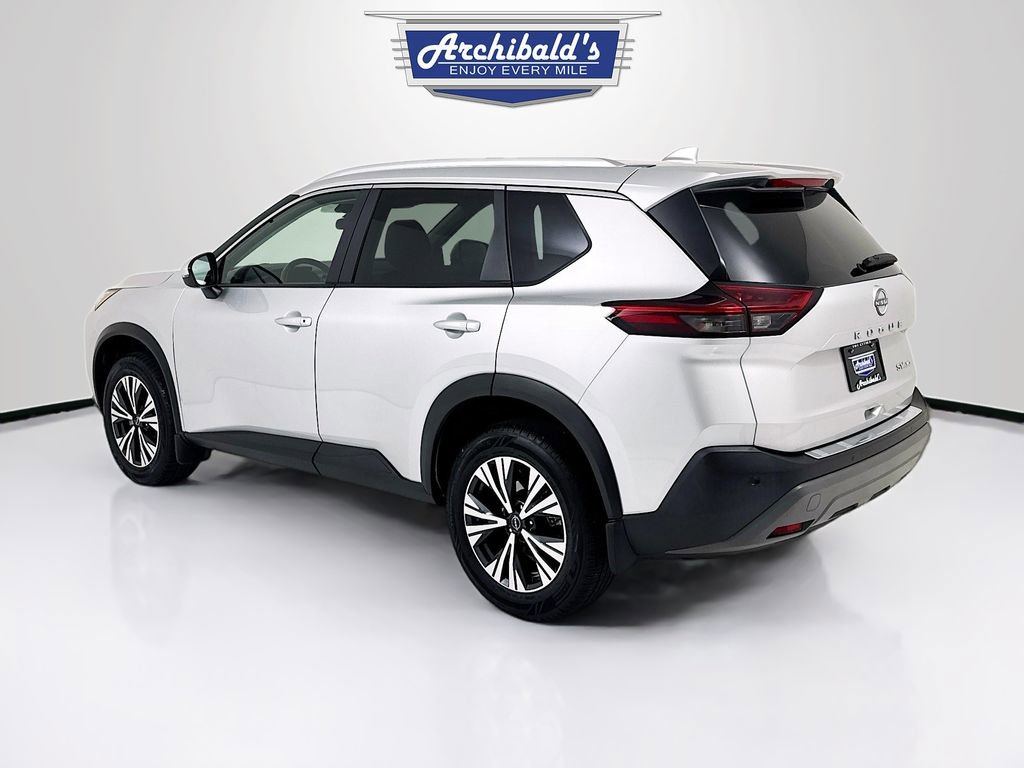 Used 2023 Nissan Rogue SV w/ SV Premium Package image 5