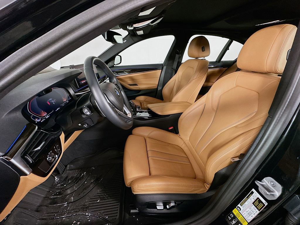 Used 2023 BMW 530i xDrive w/ Executive Package image 28