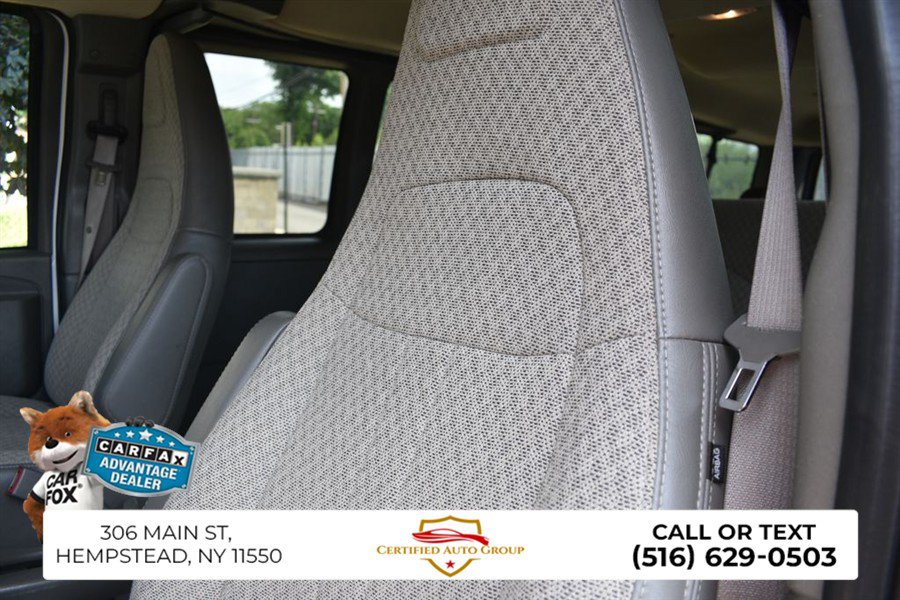 Used 2023 Chevrolet Express 3500 LT RWD image 10