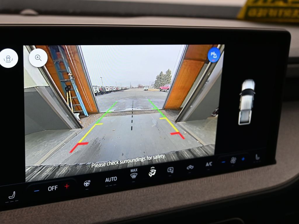 New 2025 Ford Maverick XLT w/ XLT Luxury Package image 28