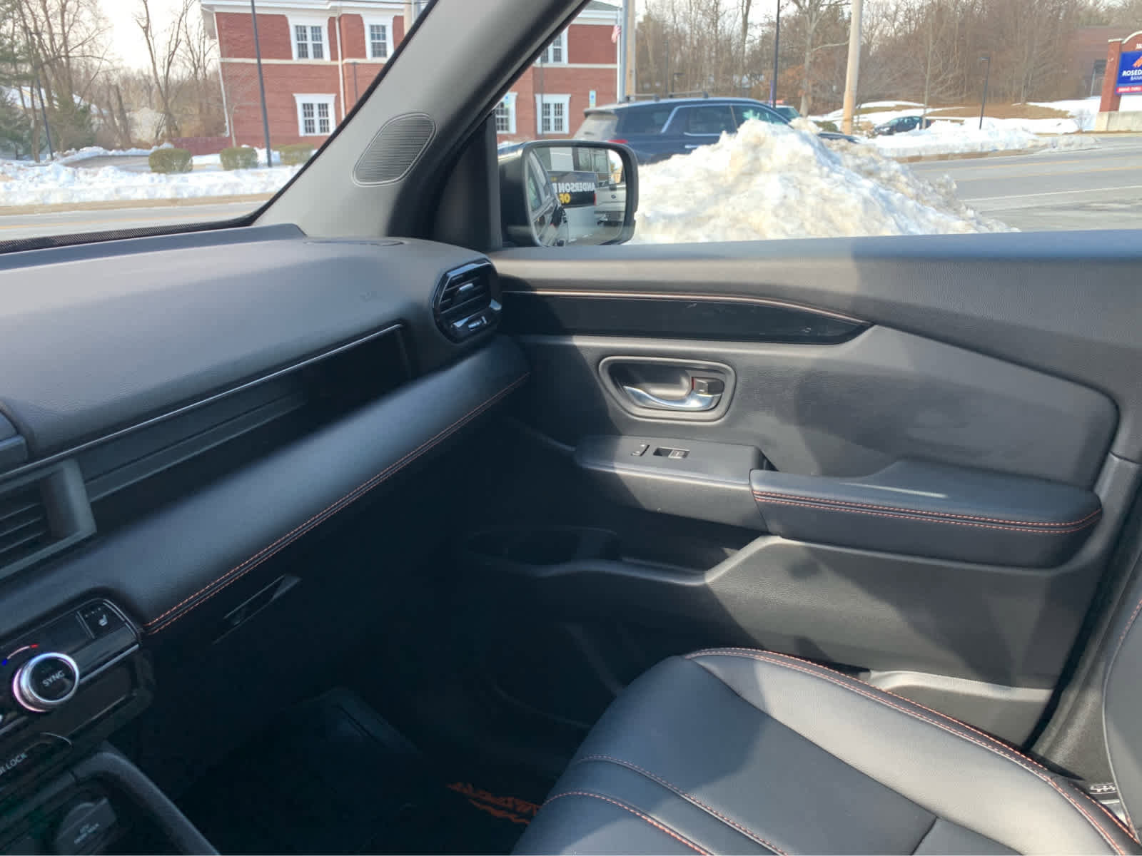 Used 2023 Honda Pilot TrailSport image 21