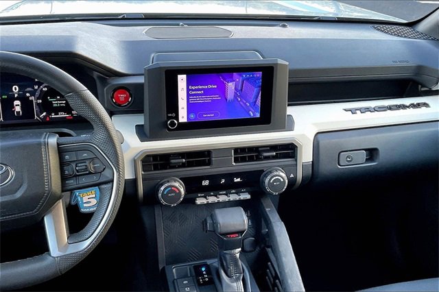 Used 2024 Toyota Tacoma TRD Off-Road image 6