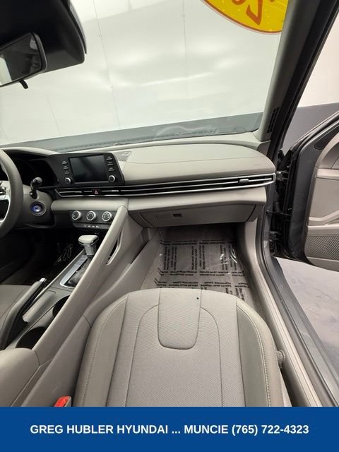 Used 2023 Hyundai Elantra SE FWD image 54