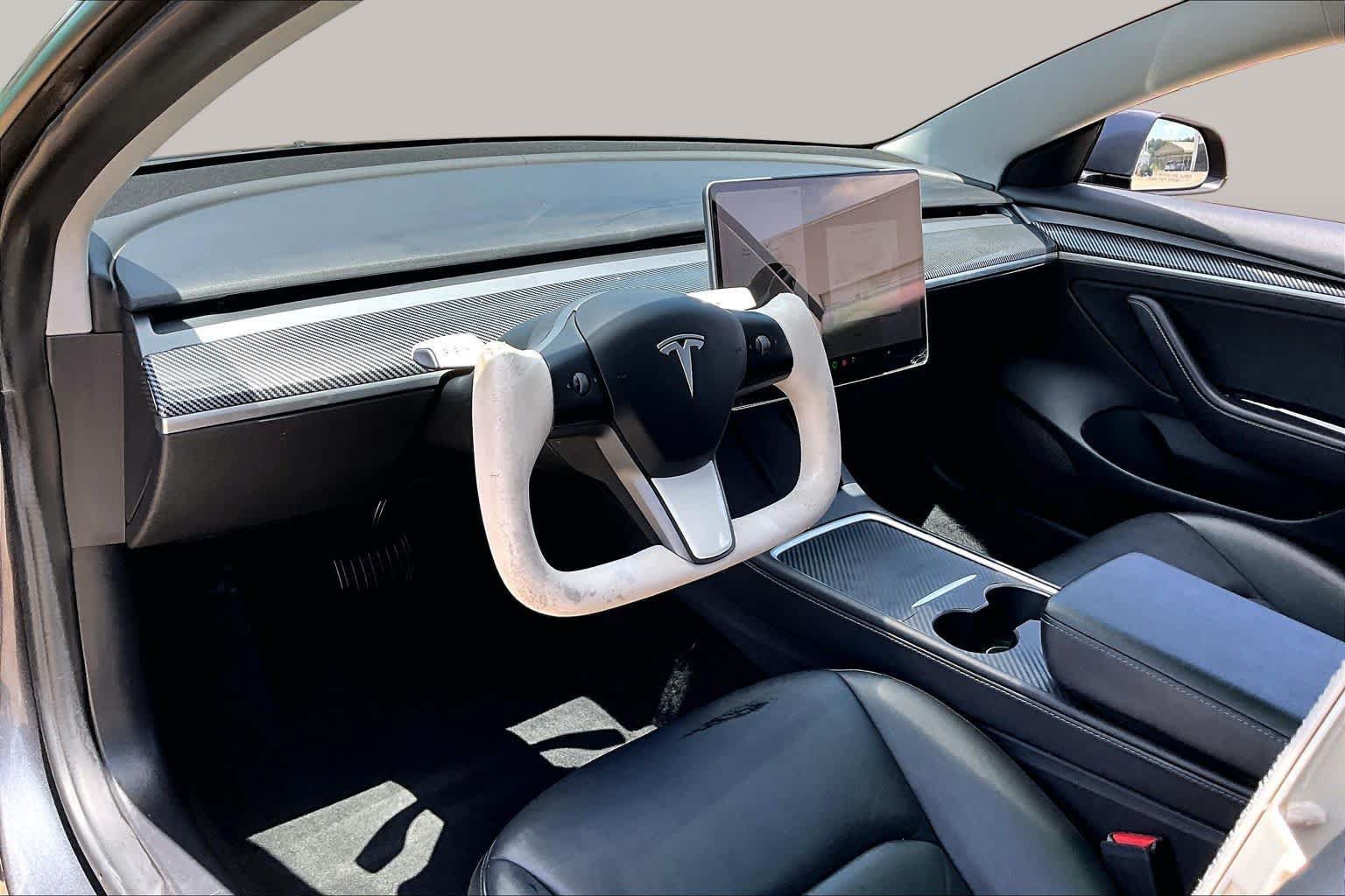 Used 2022 Tesla Model 3 Standard Range RWD image 13