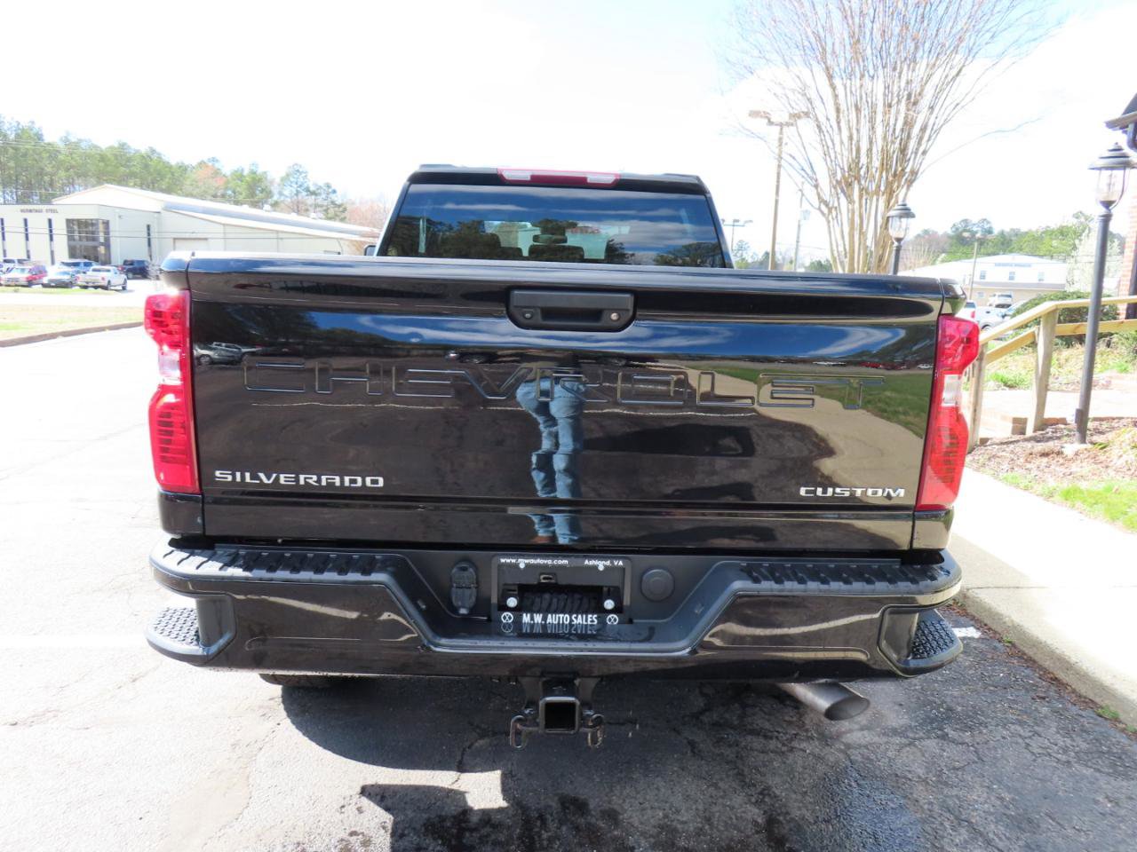 Used 2024 Chevrolet Silverado 2500 Custom w/ Z71 Off-Road Package AWD/4WD image 6