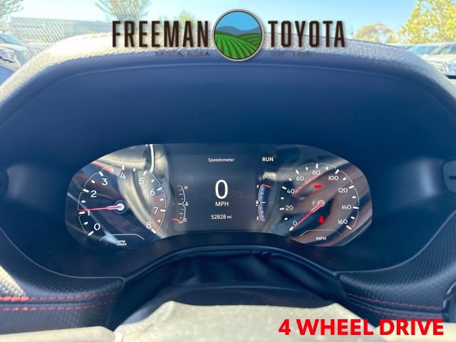 Used 2024 Jeep Compass Trailhawk AWD/4WD image 8