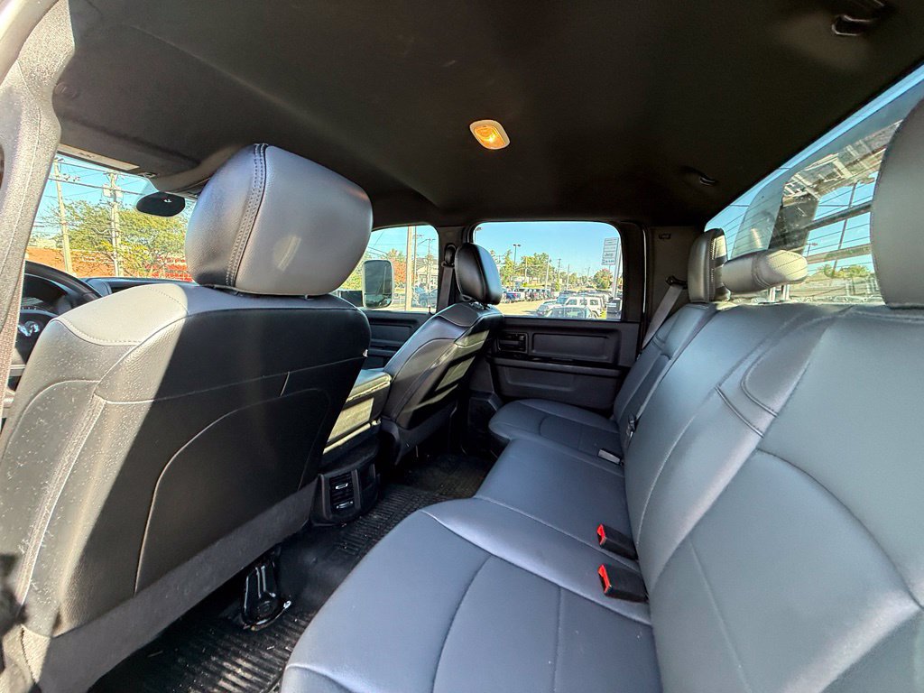 Used 2021 RAM 3500 Tradesman w/ Chrome Appearance Group AWD/4WD image 25