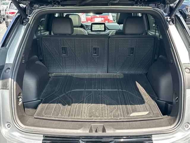 Certified 2023 Chevrolet Blazer RS w/ Driver Confidence II Package FWD image 11