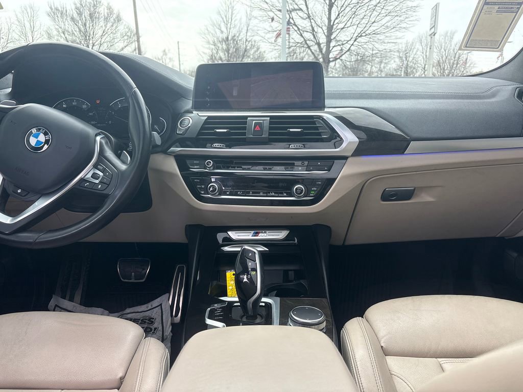 Used 2018 BMW X3 M40i image 17