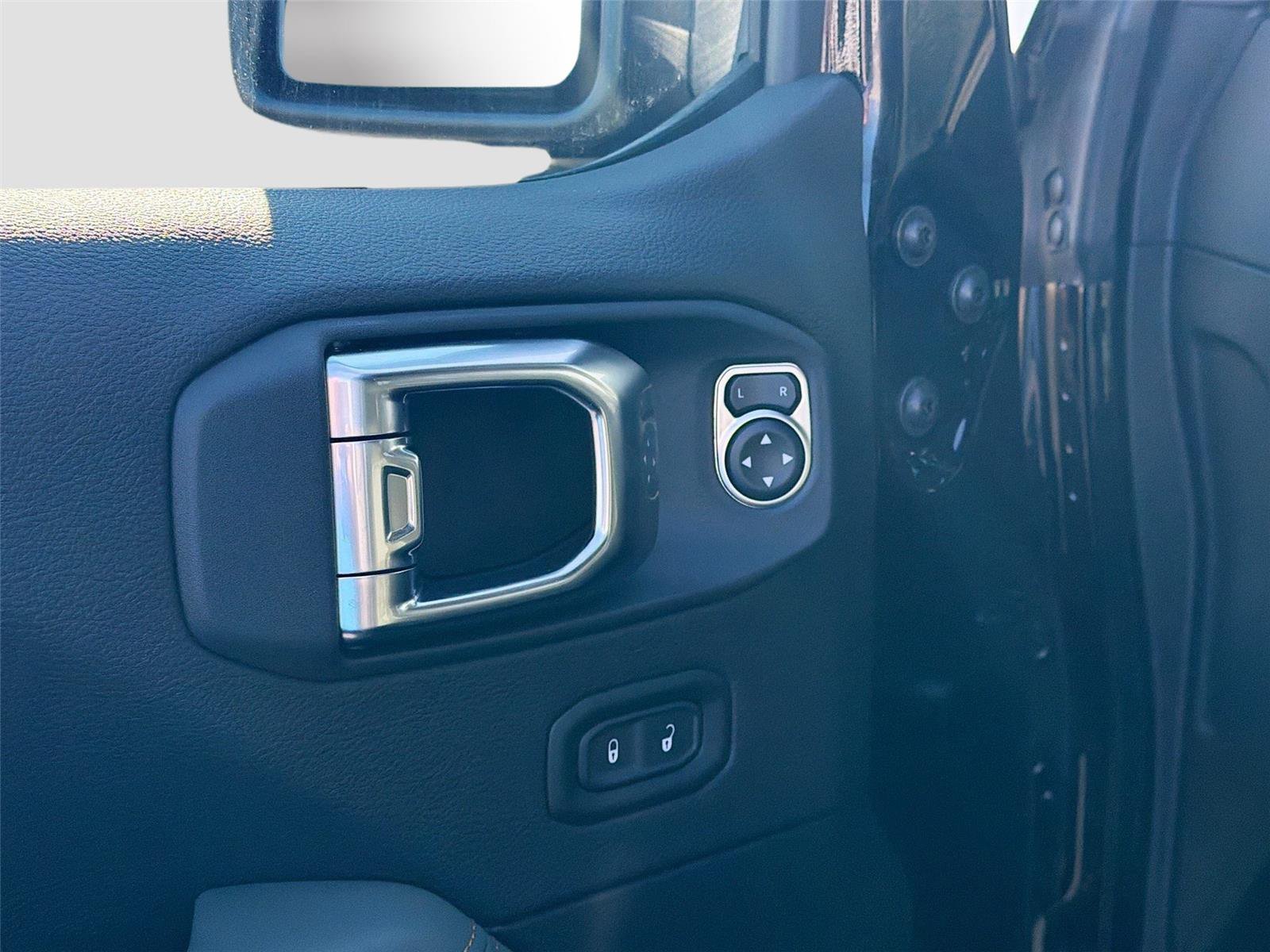 New 2026 Jeep Gladiator Mojave AWD/4WD image 18