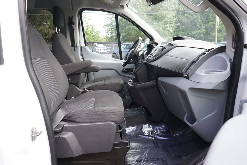 Used 2017 Ford Transit 350 XLT RWD image 9