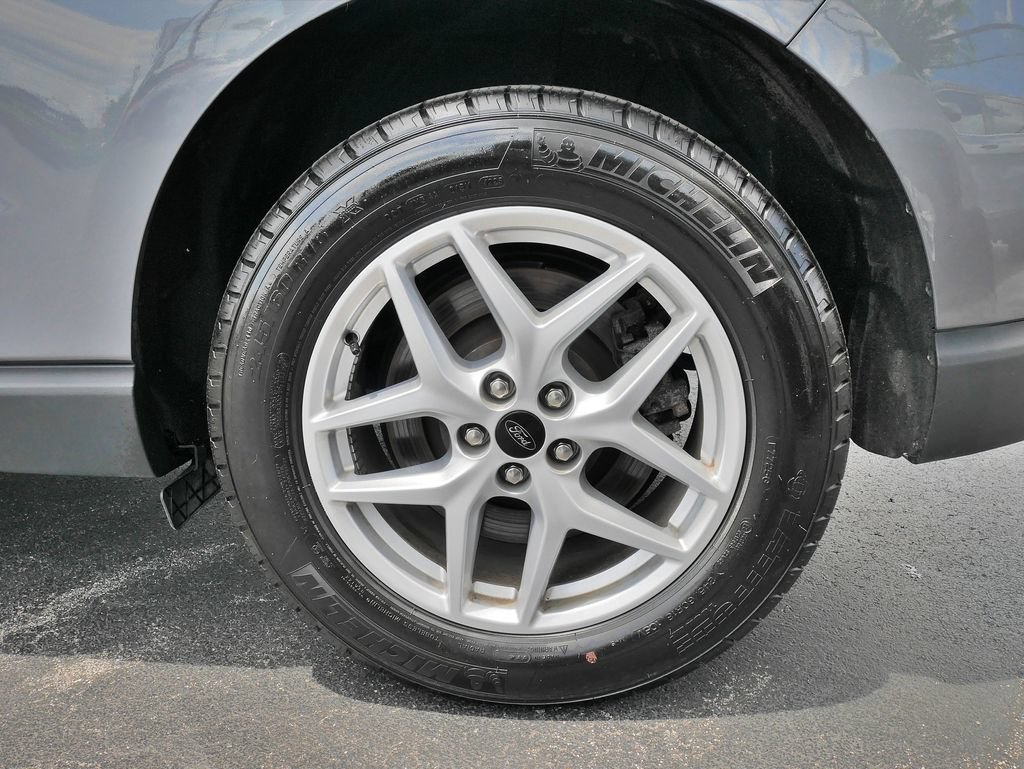 Used 2023 Ford Edge SEL w/ Convenience Package AWD/4WD image 9
