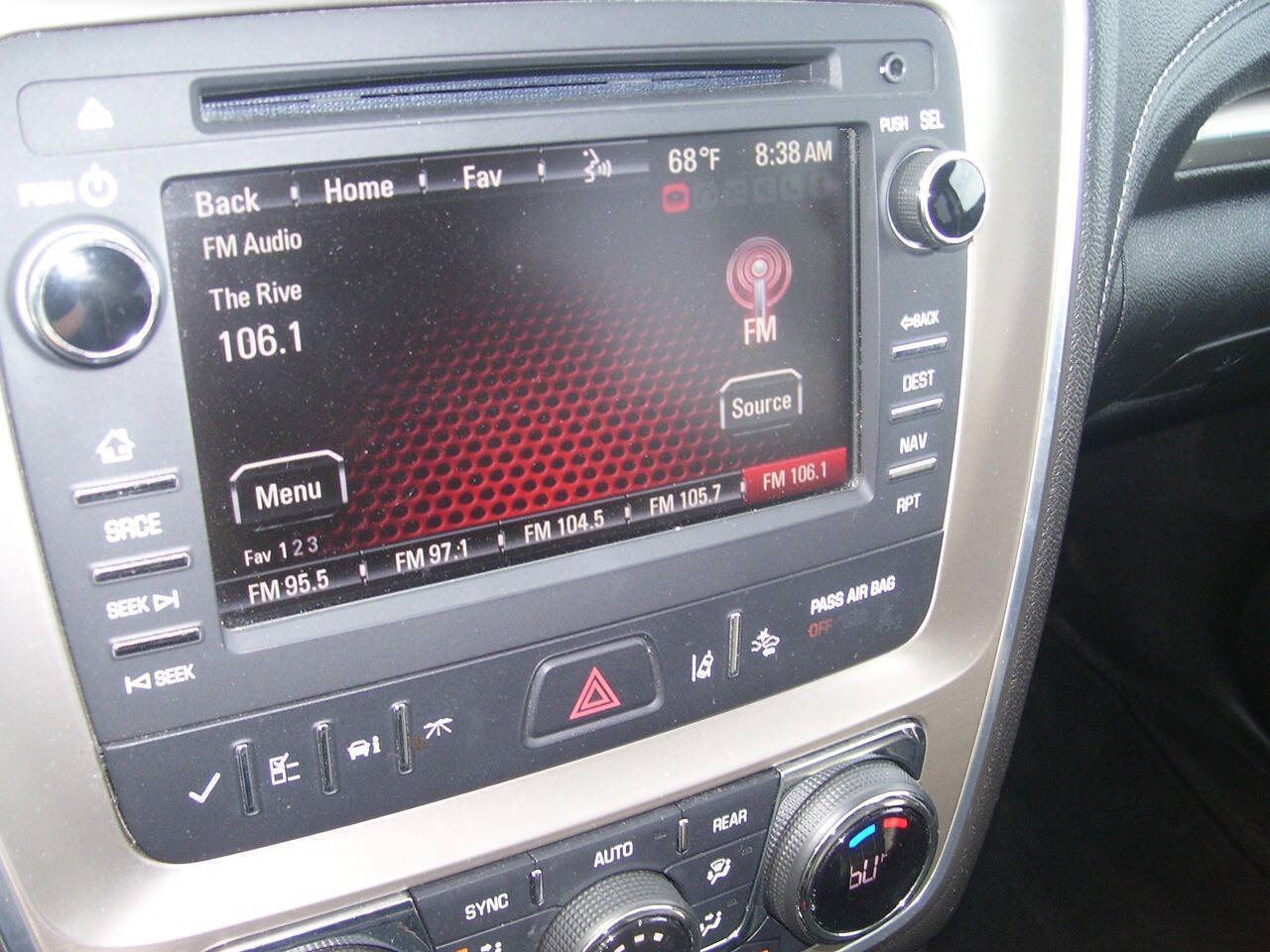 Used 2015 GMC Acadia Denali AWD/4WD image 12
