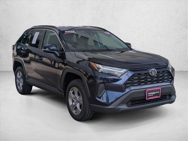 Used 2022 Toyota RAV4 XLE FWD image 3
