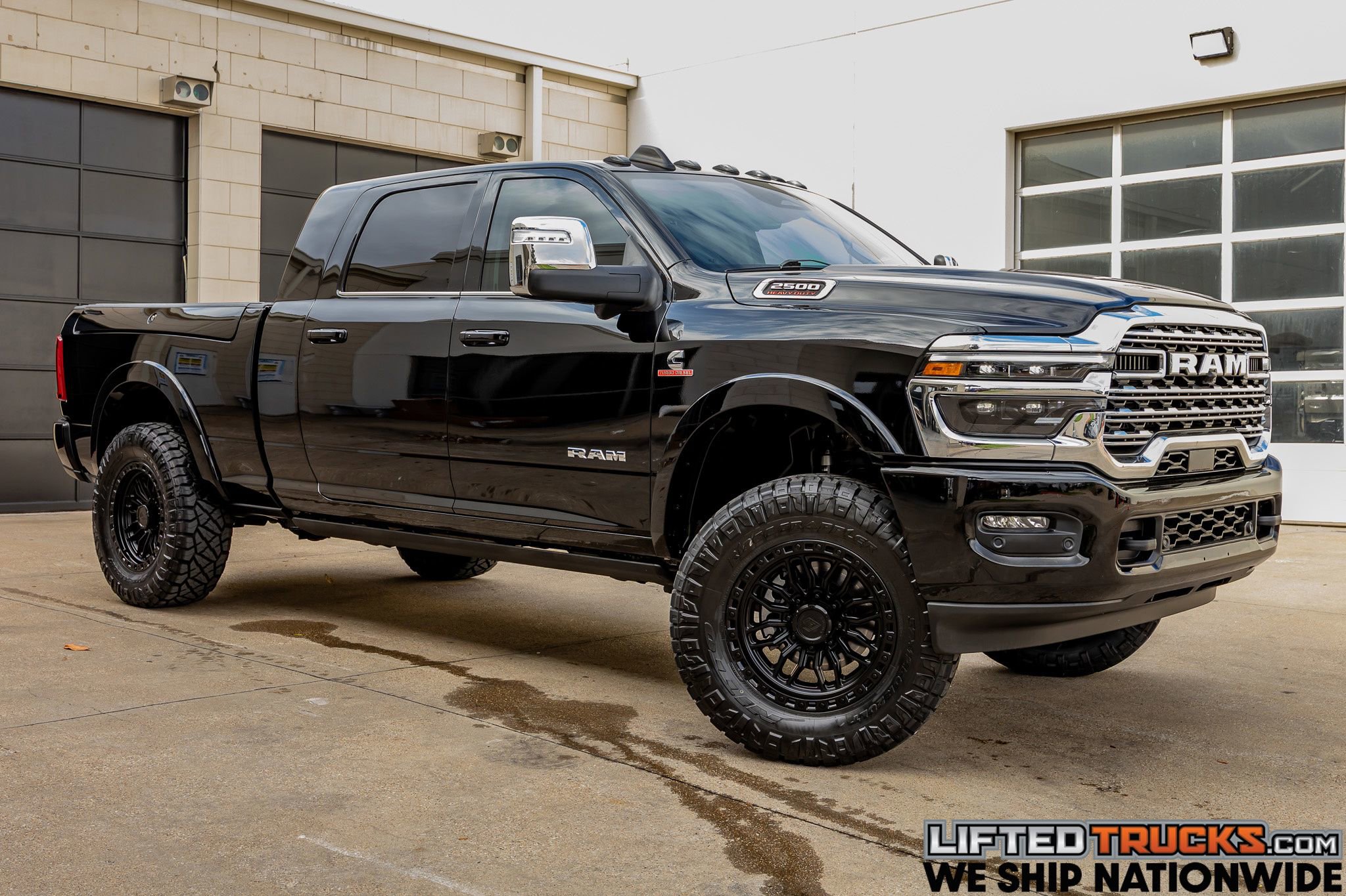 Used 2025 RAM 2500 Limited image 1