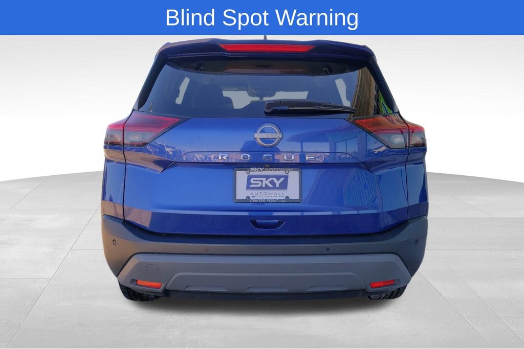 Used 2023 Nissan Rogue S image 7