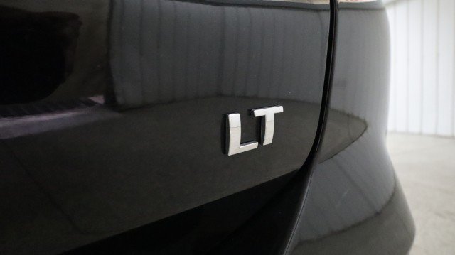 Used 2021 Chevrolet Equinox LT FWD image 24