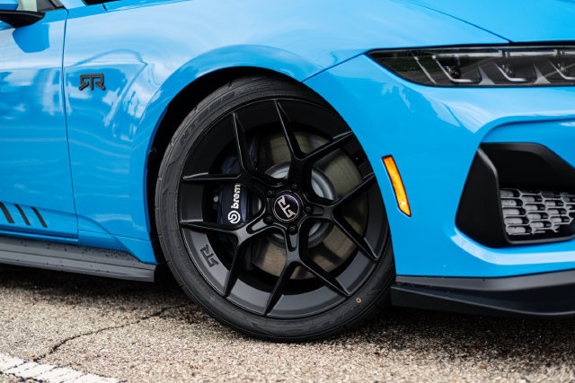 New 2026 Ford Mustang GT w/ GT Performance Package RWD image 3