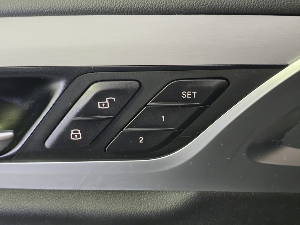 Used 2021 BMW X3 sDrive30i image 9