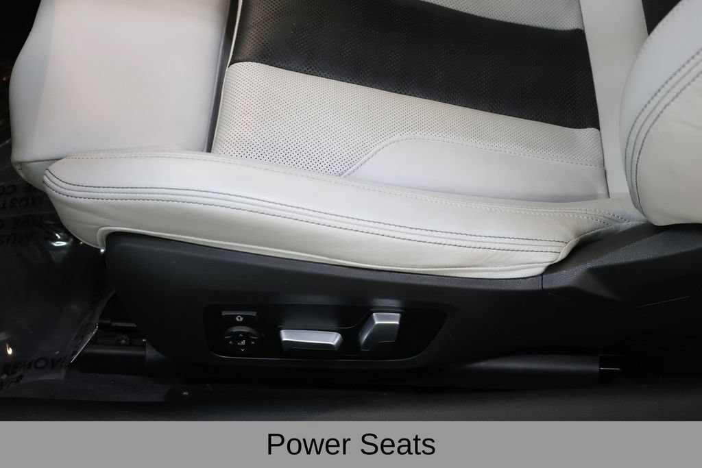 Used 2023 BMW M4 xDrive Competition AWD/4WD image 34