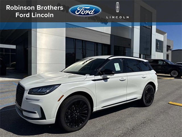 New 2026 Lincoln Corsair Premiere image 1