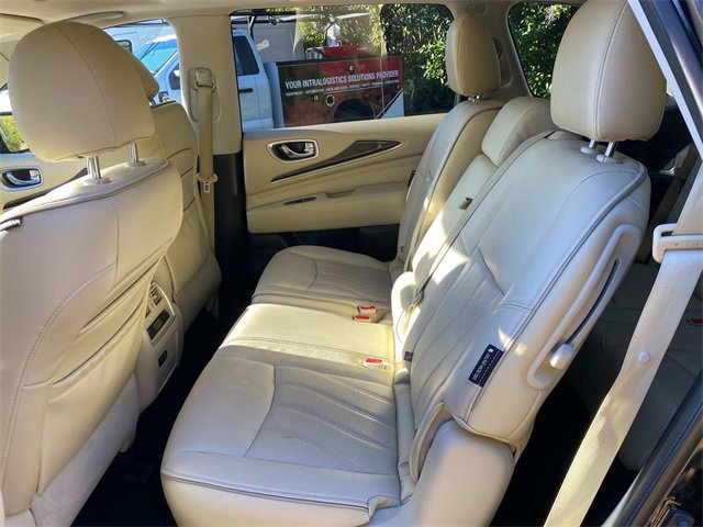 Used 2019 INFINITI QX60 Luxe w/ Essential Package image 9