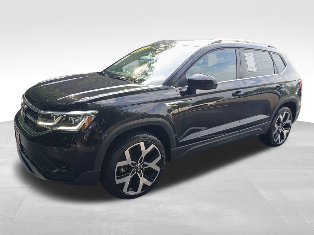 Used 2022 Volkswagen Taos SEL w/ Panoramic Sunroof Package AWD/4WD video 2