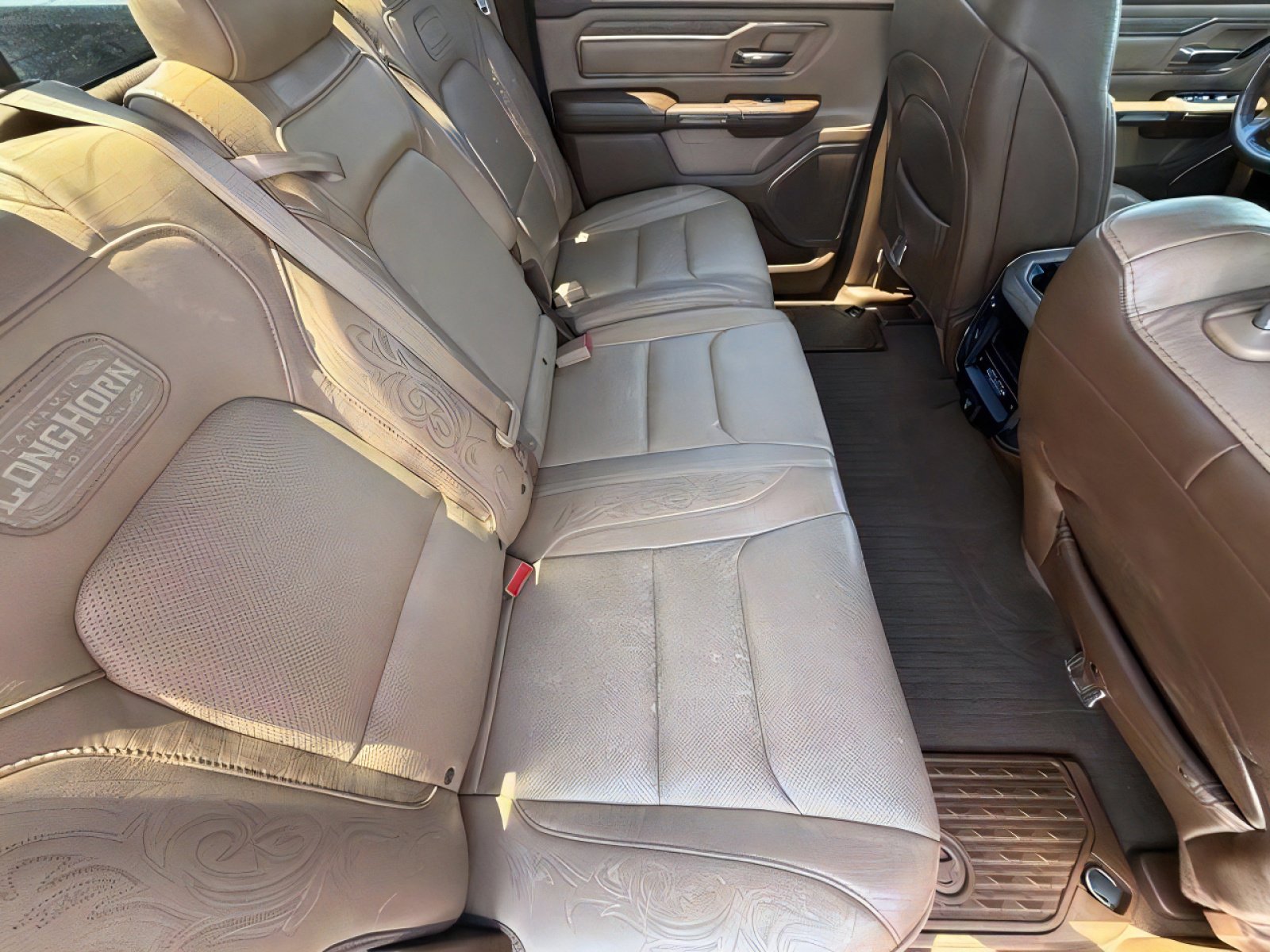 Used 2019 RAM 1500 Limited AWD/4WD image 11