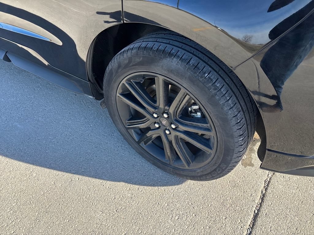 Used 2024 Ford Edge ST-Line AWD/4WD image 7